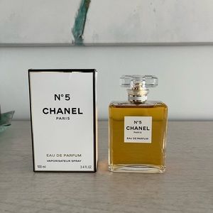 Chanel N°5 Eau De Parfum